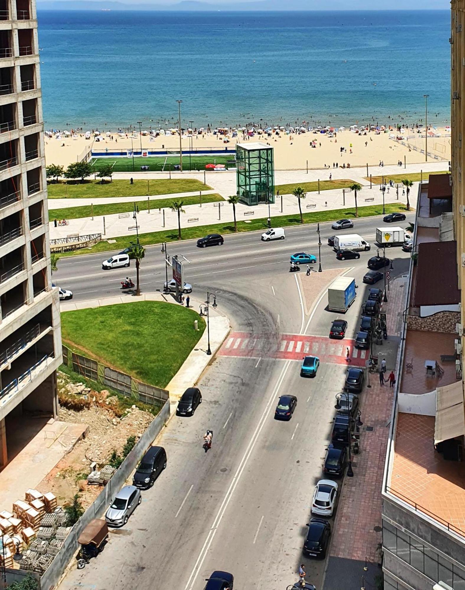 Mont Blanc :Appartement, Vue Sur Mer A 2 Minutes De La Gare. Tanger Exterior foto